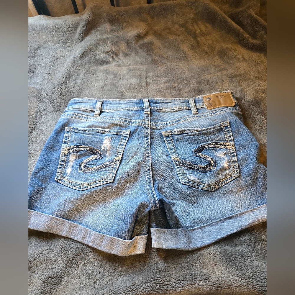 SILVER-Boyfriendmidshorts- 31